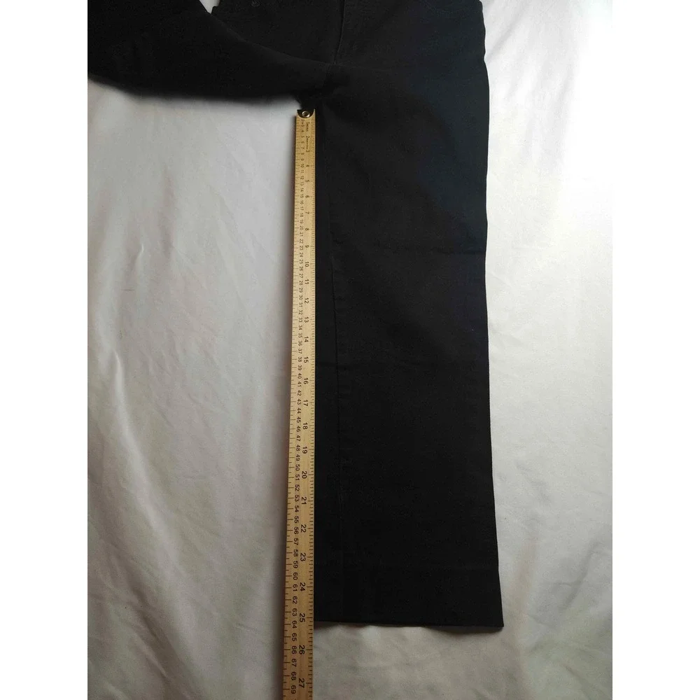 Gloria Vanderbilt exact item